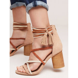 EUC Jeffrey Campbell Women's Despina Tri-Color Strappy Tassels Sandals 8.5